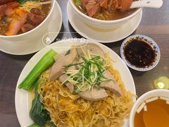 爽脆鲜猪润捞粗面-丽的面家(多宝路店)