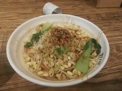 -亮亮面馆(经六路店)