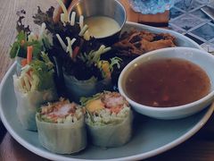 牛油果软壳蟹米纸卷-CHINCHIN 青青·泰国料理(万象食家店)