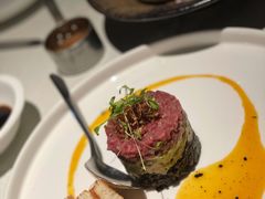 牛肉塔塔配牛油果黑橄榄酱-Solo(衡山路店)