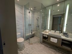 -上海漕河泾万丽酒店