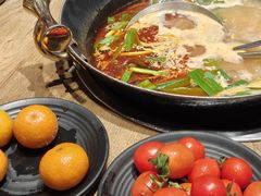 -贵厨酸汤牛肉(小十字店)