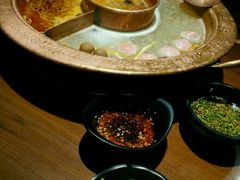 -周黑鸭(北京海淀区新中关店)