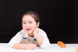 -哈喽BABY儿童摄影