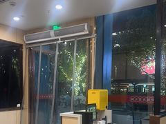 -七欣天香辣蟹火锅(闵行浦江欢乐颂店)