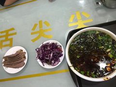 小菜们-舌尖尖牛肉面(甘南路店)