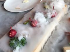鹅肝棒棒糖-YUE·6·西式融合餐厅(外滩六号店)