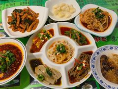 -令氏家外家周秦食府(高新店)