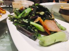 腊肉炒菜苔-丽华园(青少年宫店)