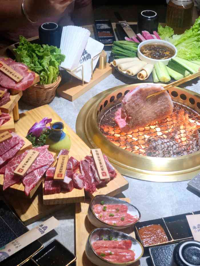 木森烤肉(凤凰湖店)-"烤肉配烧酒,烦恼全没有如此题,果然是喝.