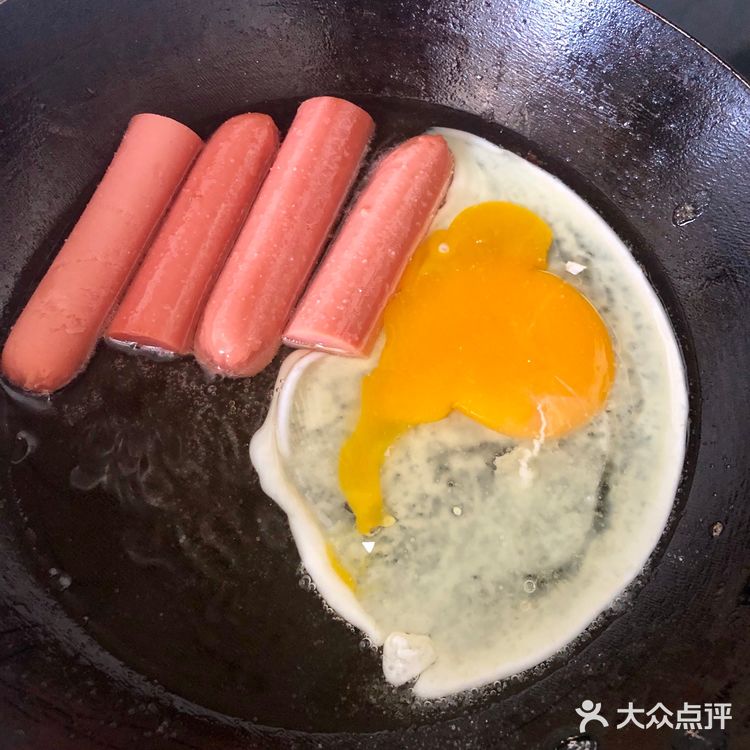 早餐也要能量满满-蓝莓贝果三明治