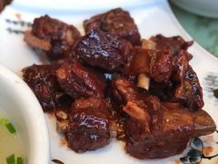 -鸿一饭店(隐秀路店)