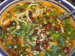 -云阿蛮云南生烫牛肉米线(奉贤路店)