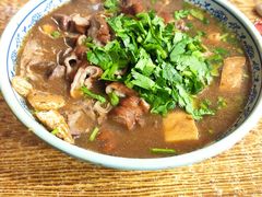 卤煮火烧-门框胡同百年卤煮(新街口店)