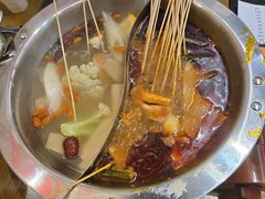 -黔哆哆地摊酸汤火锅(清湖店)