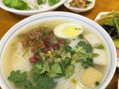 三鲜米粉-开口笑·精选水饺