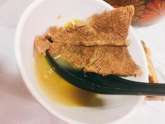 -鲜入围煮花胶鸡海鲜火锅