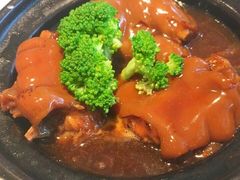 -鹿港小镇经典老上海菜(长乐路店)