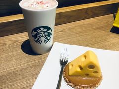 芝士咸蛋黄蛋糕-星巴克(天津SM城市广场店)