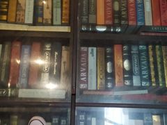 -钟书阁(松江泰晤士小镇店)