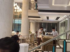 -浅深(世茂滨江精品店)