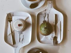 -UNI UNI(环亚凯瑟琳店)