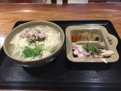 -亮亮面馆(经六路店)