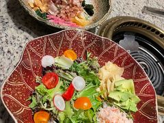 蟹肉酪梨有几嫩叶色拉-老乾杯和牛烧肉(王府中环店)