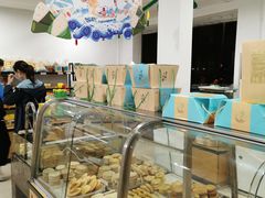 面包甜点陈列柜-长发西饼(临顿路店)
