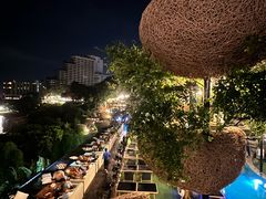 -网红落日悬崖餐厅 The Sky Gallery