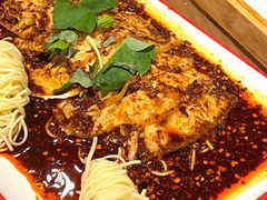 -有红鸡毛店·川菜(建设路店)