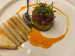 牛肉塔塔配牛油果黑橄榄酱-Solo(衡山路店)