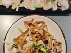 -生活如沸·顺德水牛奶火锅(人民广场店)