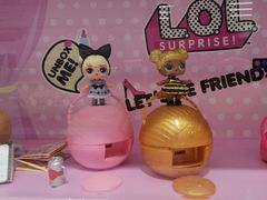 -泡泡玛特POPMART(蓝色港湾店)