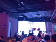 -粉墨特色菜·烧烤音乐酒馆