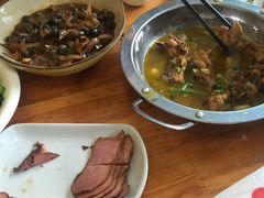 -乌镇那一年小院主题餐厅(甘泉西路店)