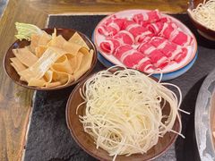 -山城棒棒军手作火锅·天花板手撕水牛鲜毛肚(北京店)