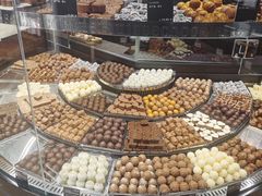 -Laderach 莱德拉(上海环贸iapm店)