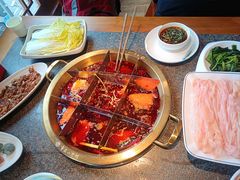 -小天鹅火锅·一线江景洪鼎旗舰店(洪崖洞店)