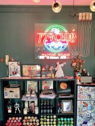 点击看大图 -729CLUB美式风格纹身店