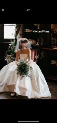 点击看大图 -GODDESS WHITE婚纱礼服(鹏城动力大厦店)