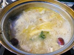 -千岛蚝高压锅生蚝·人参火锅(白云万达店)