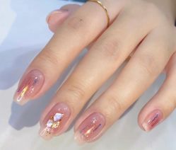 -悦指间美甲美睫