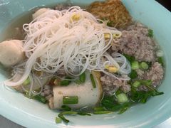 猪肉细米粉汤-榮泰米粉湯(Left Shop)