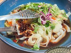 -耶里夏丽·丝路国际·新疆餐厅(浦东区东方路店)