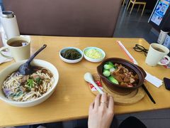 -李先生牛肉面大王(莱芜信誉楼店)