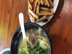 -关记·河南烩面·大盘鸡