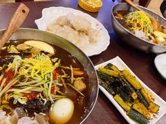 -服务大楼冷面(延大店)