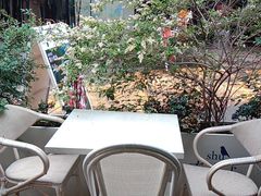 -春树下·树屋花房西餐厅(罍街AS1980店)