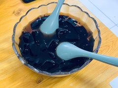 冰爽仙草冻-福州人铭小吃
